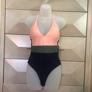 CupShe bathing suit NWTs